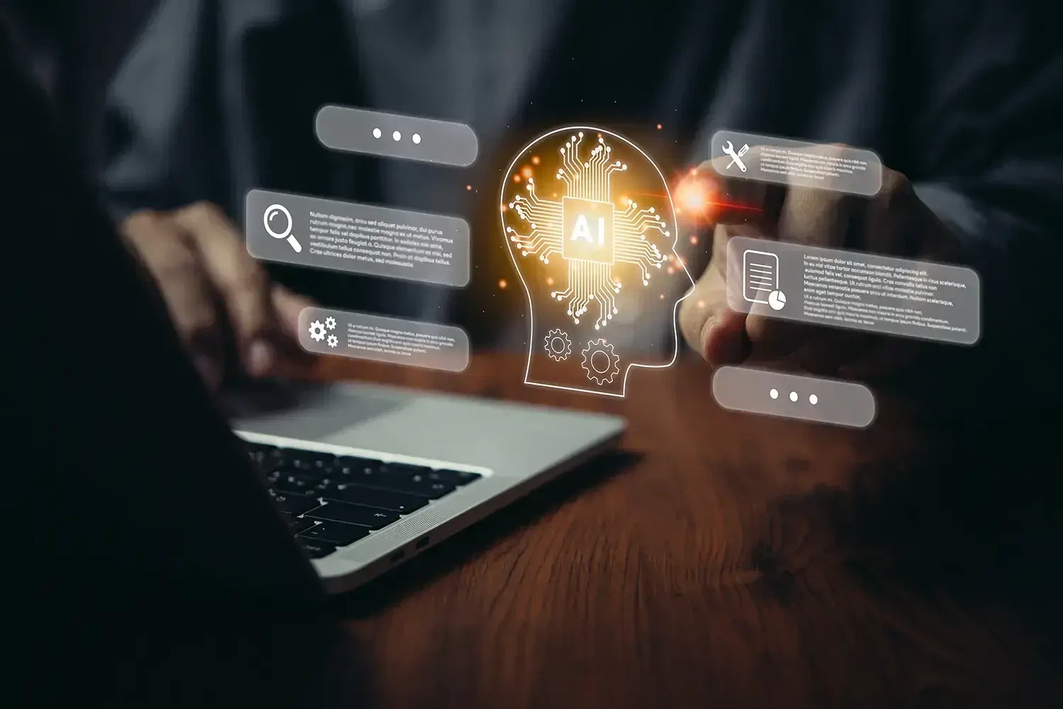 Steuerung von KI-Anwendungen im Unternehmen: Ein User bedient interaktiv ein virtuelles Interface mit KI-Prozessor und Analyse-Tools am Laptop.
